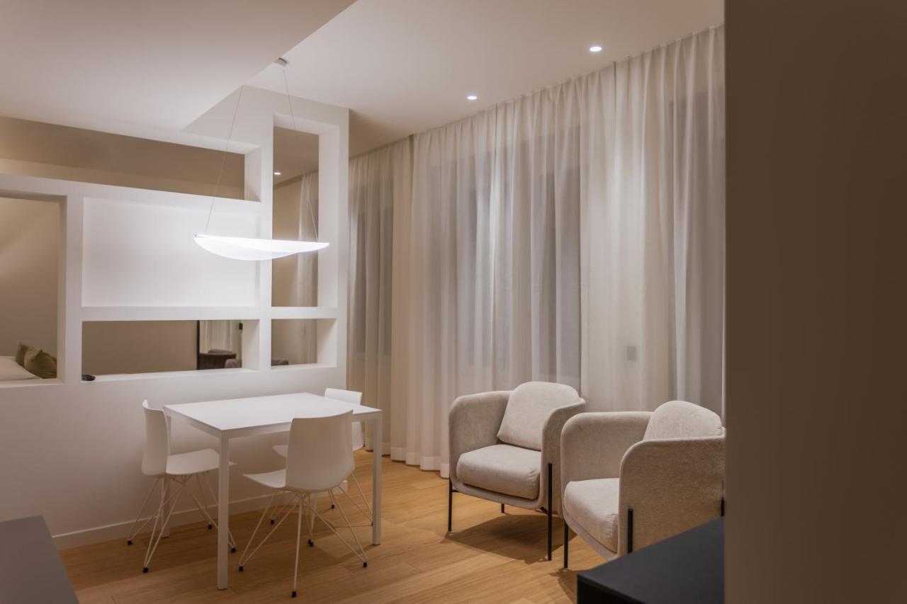 Sant'Ambrogio Apartments, Reception H24 Милан Экстерьер фото
